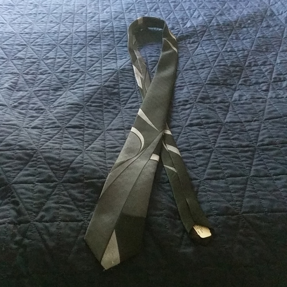 Retro Black and Grey Tie